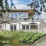 Apartament Parkside *